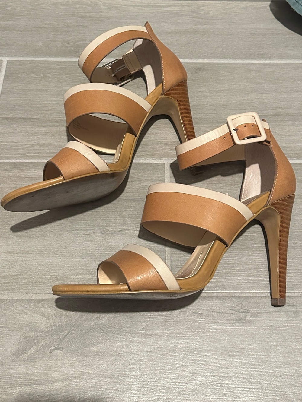 Isola Brianna Women’s Tan Strappy High Heel Sandals